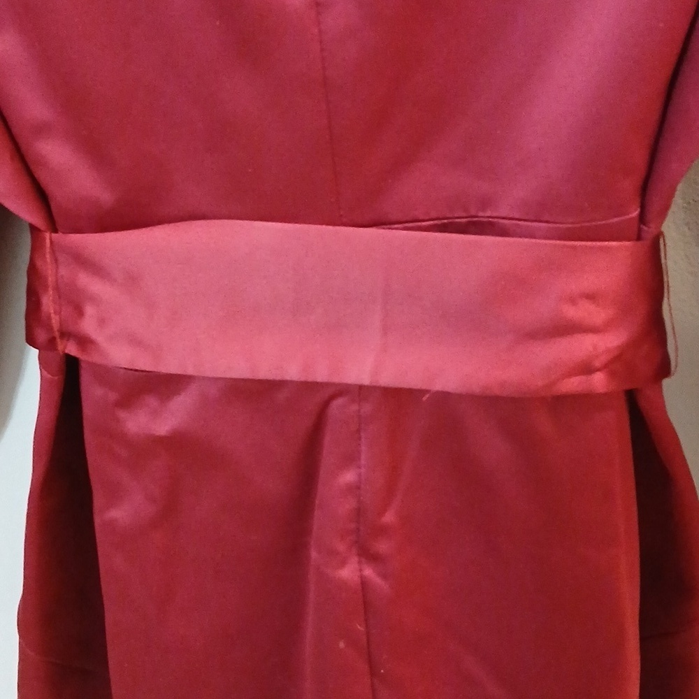White House Black Market Ruffle Burgundy Wine Satin Coat Jacket Belt Sz M - Picture 12 of 13